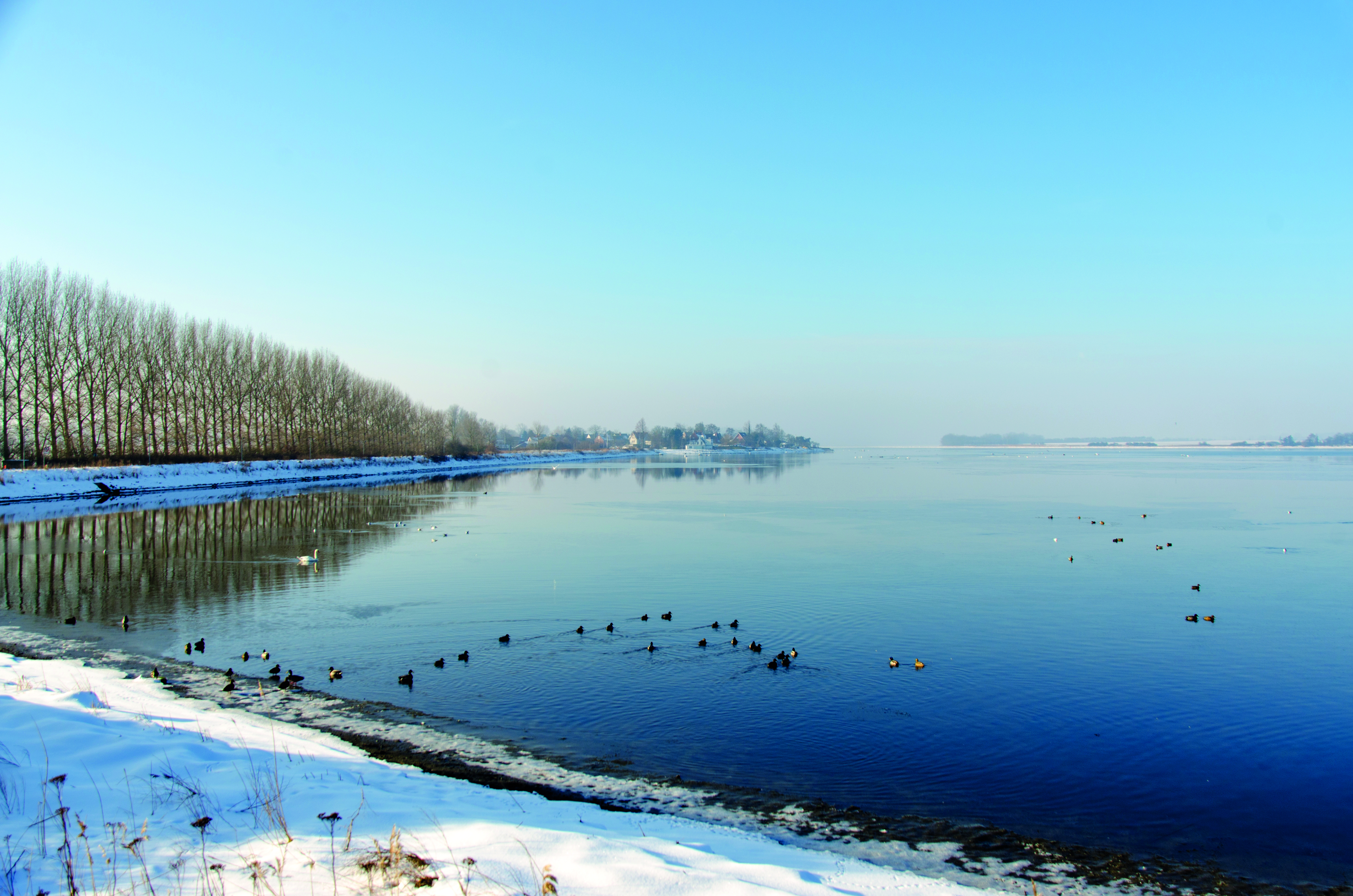 Sundet ved Hasselø vinter